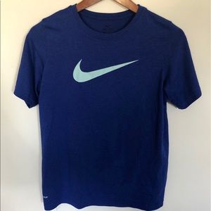 Nike t-shirt